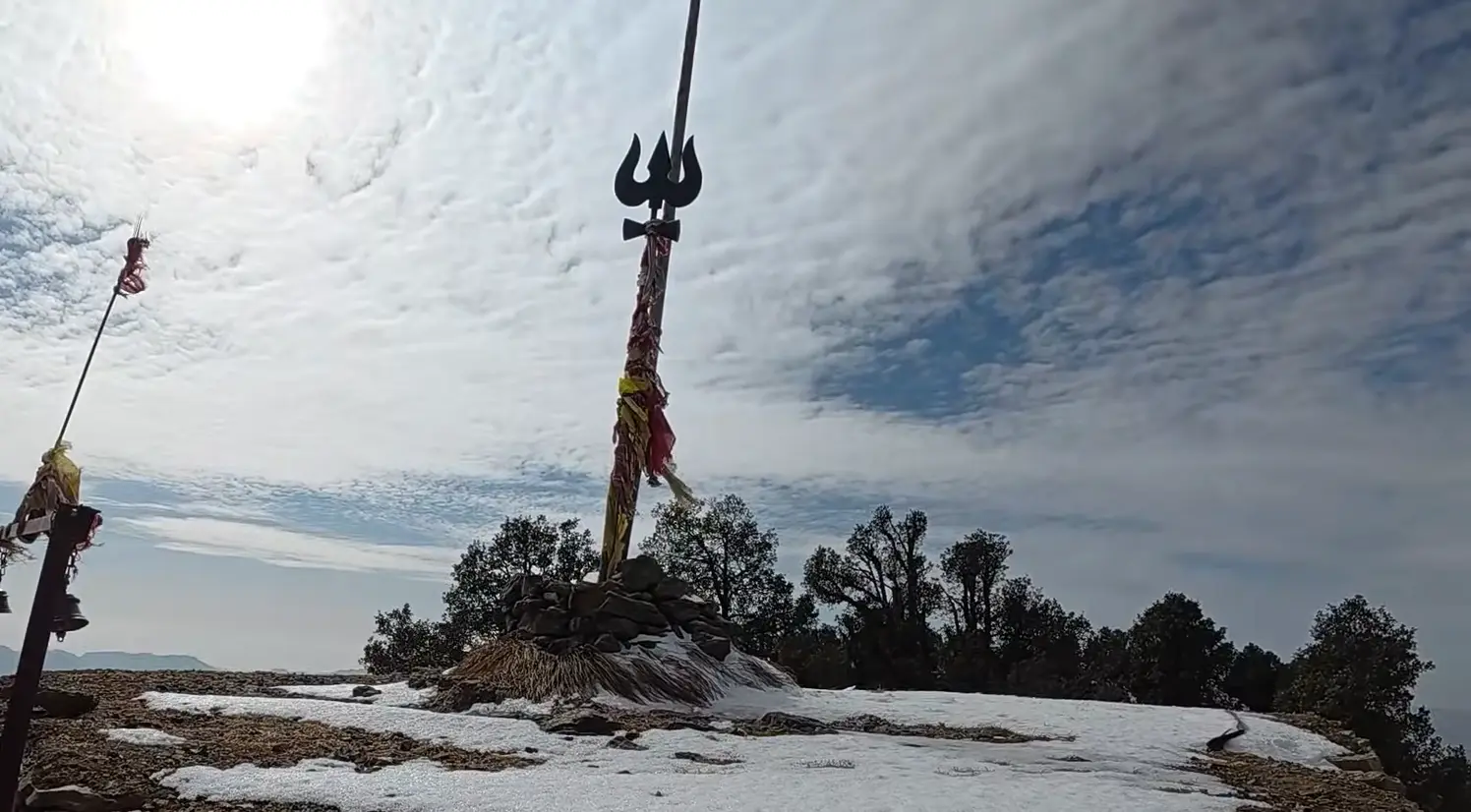 nag tibba trek image