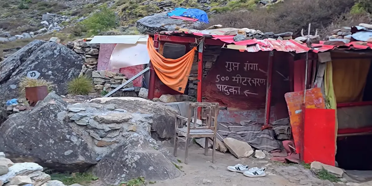 badrinath to charan paduka distance trekking route of 3 km