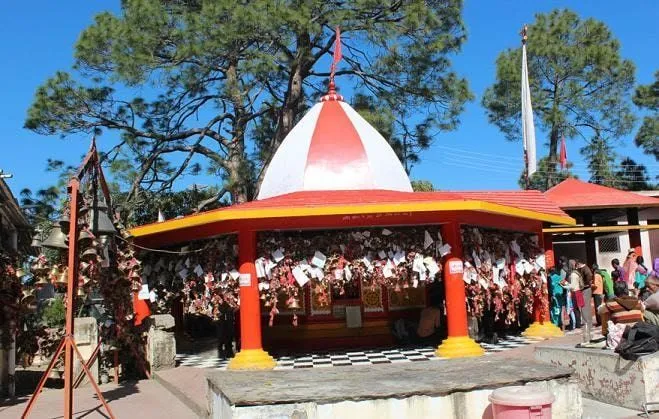chitai golu devta temple photo from outside