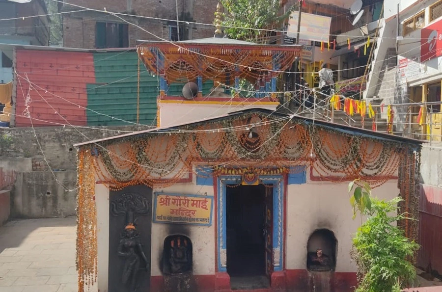 Gauri mata madir image at Gaurikund