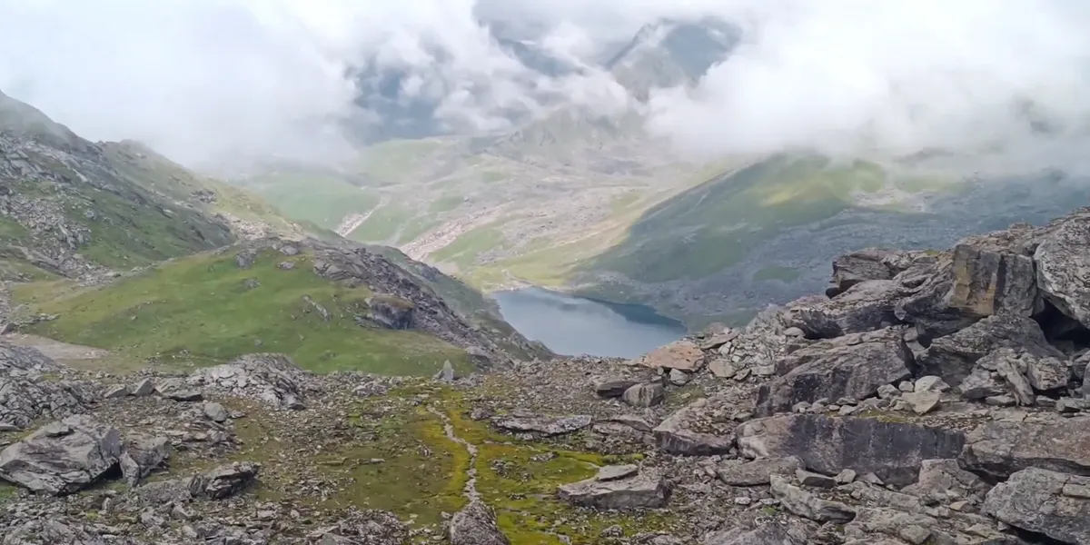 vasuki tal trek near gaurikund a glacial lake