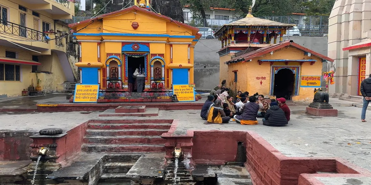 gaurikund temple ardhanarishwar temple and manikarnika kund in guptkashi uttarakhand