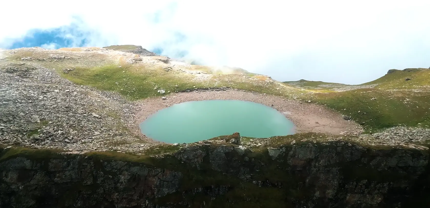 bhirgu lake trek in himachal