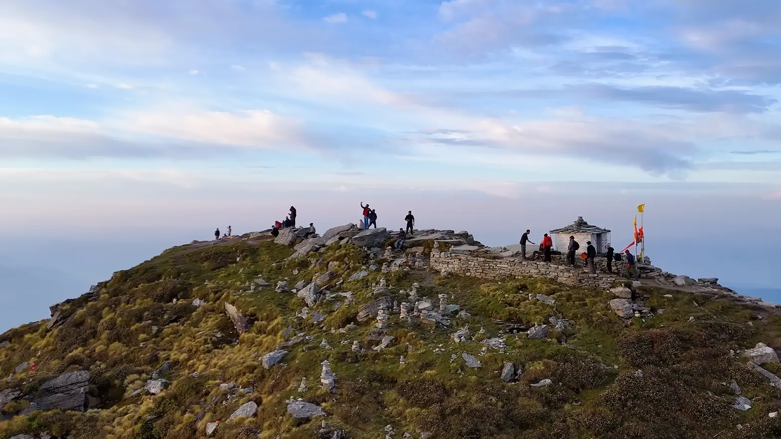 chopta tungnath chandrashila trek image