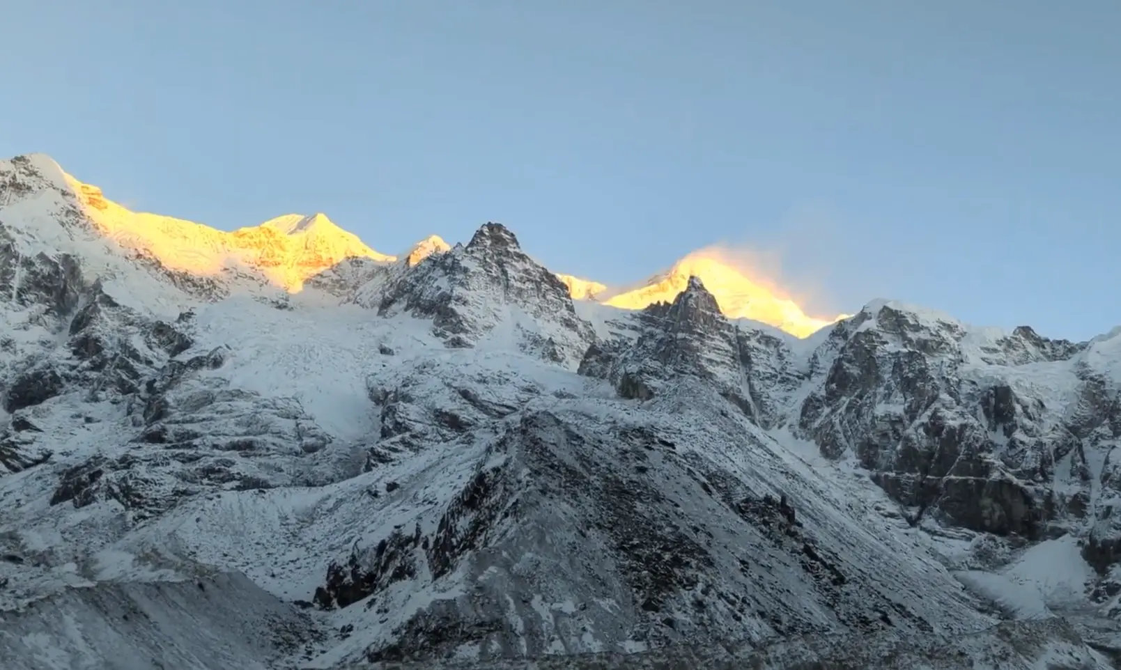 goecha la trek image