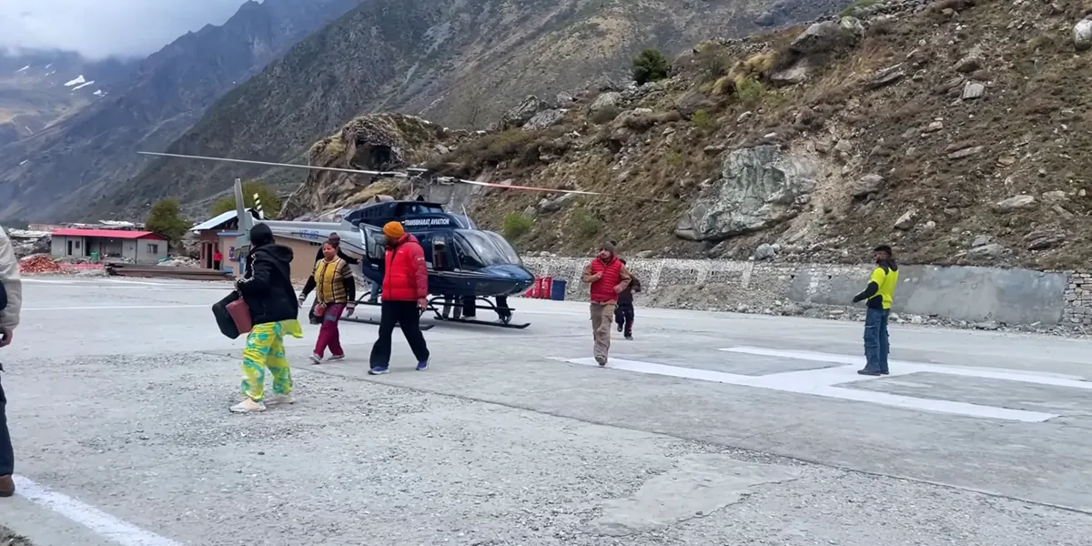 kedarnath helicopter services for senior citizens to avoid kedarnath trek