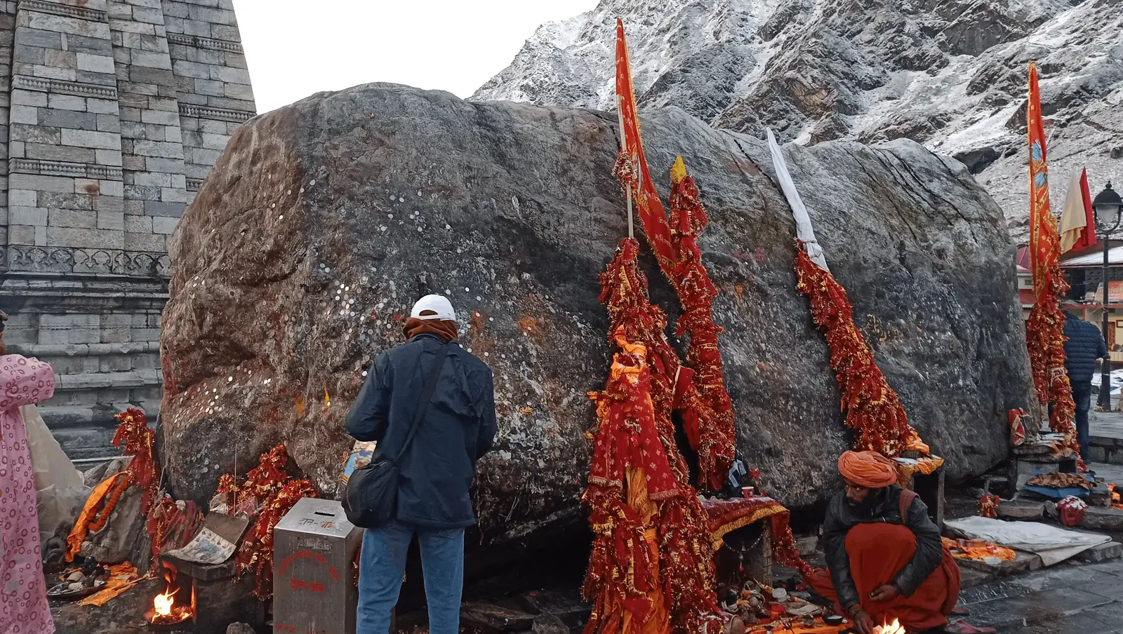 bheem shila boulder image