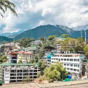 McLeodganj town with the Dhauladhar range behind