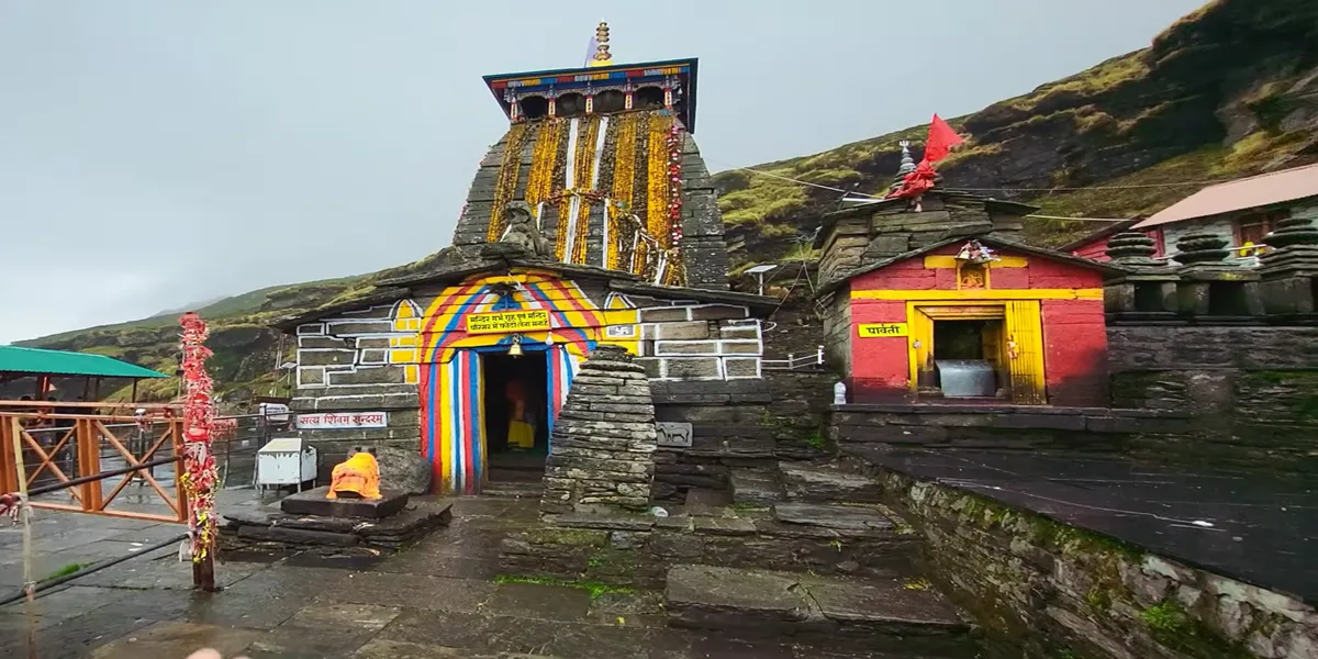 tungnath temple near rudraprayag in uttarakhand the highest shiva temple in the world