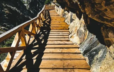 gartang gali, an ancient wooden bridge located near Uttarkashi