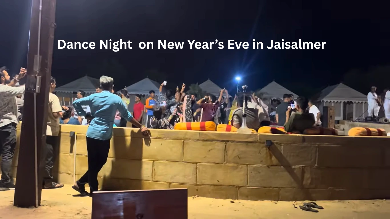 Folk dance night at a desert camp on New Year's Eve in Jaisalmer