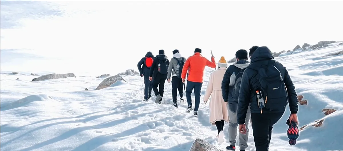 snow covered laka glacier trek route