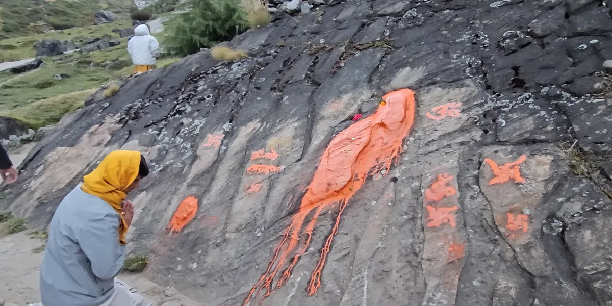 charan paduka near tapt kund in badrinath sacred footprints of lord vishnu