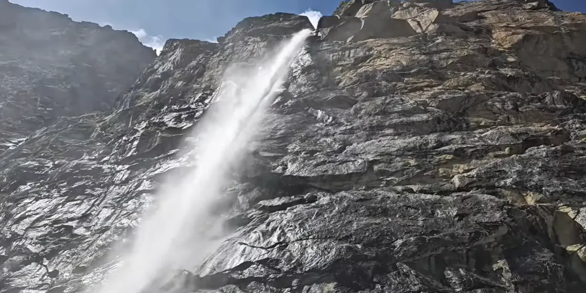 vasudhara falls near tapt kund in badrinath in uttarakhand