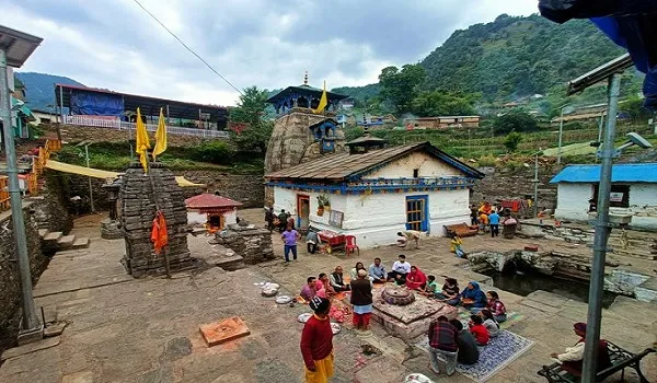 Triyuginarayan Temple