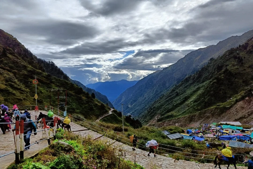 Best mountain view from Kedarnath during chardham yatra