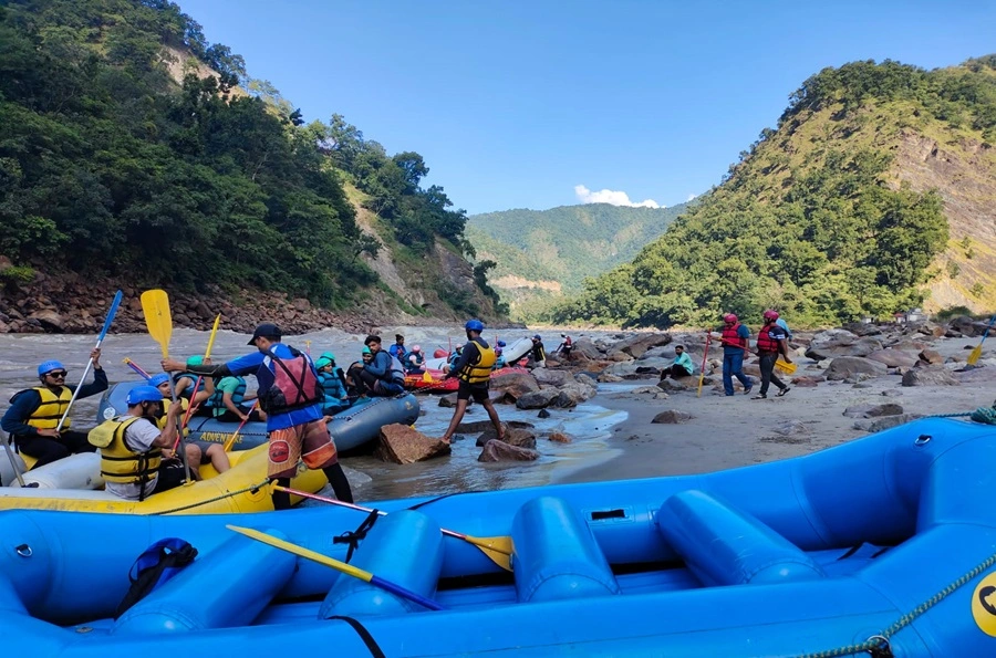 River Rafting at Rishikesh after the completion of Kedarnath yatra