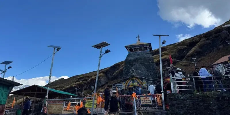 Tungnath Temple, the highest Shiva temple in the world, under a clear blue sky