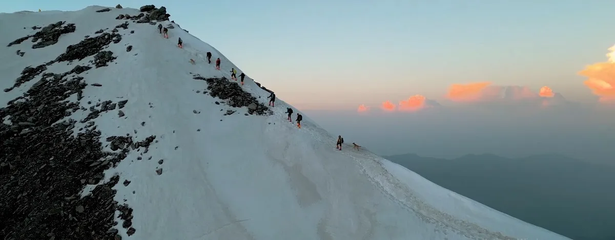 bali pass trek image