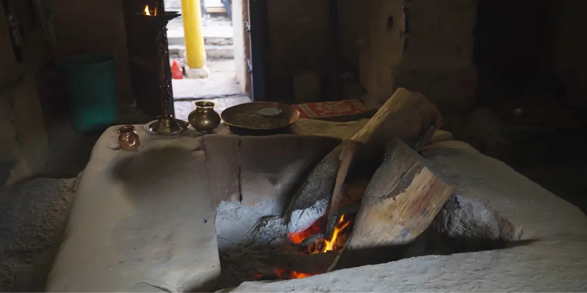 akhand dhuni the eternal flame in the triyuginarayan temple