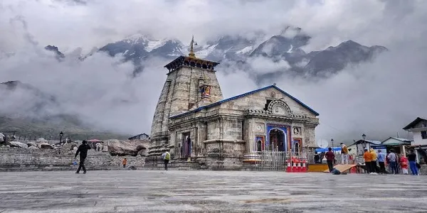 Kedarnath temple located near makkumath