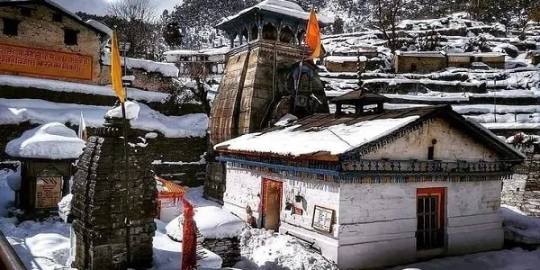 Triyuginarayan temple with snow to be visited near makkumath