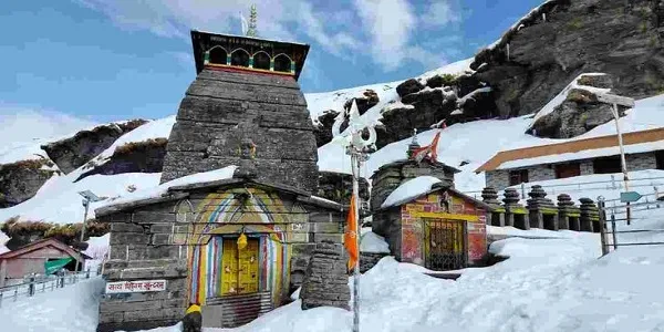 Tungnath temple near makkumath winter view