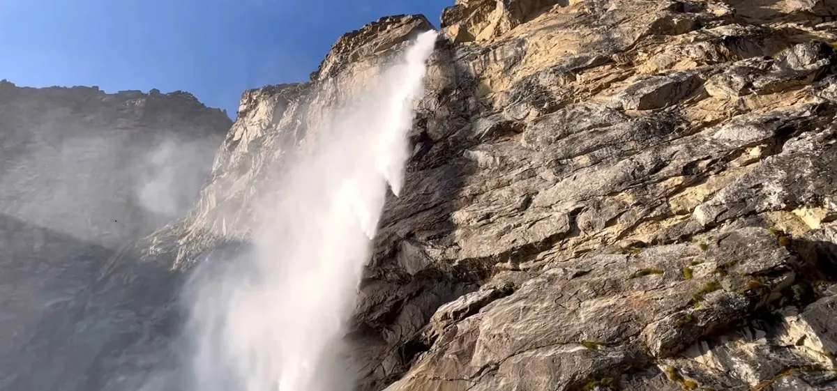 vasudhara waterfall near badrinath temple