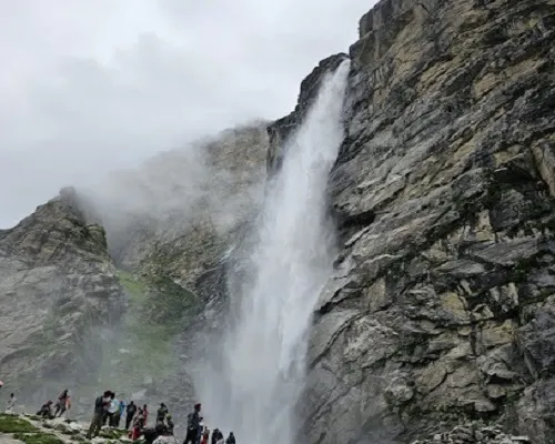 vasudhara waterfall image